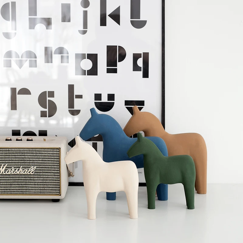 Nordic Wooden Horse Ornaments  - Baby Nursery Table ulasan dan harga