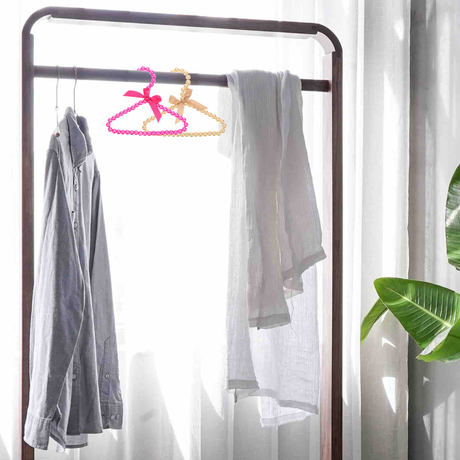 4Pcs Pearl Pet Clothes Hanger  - Baby Nursery Hangers ulasan dan harga